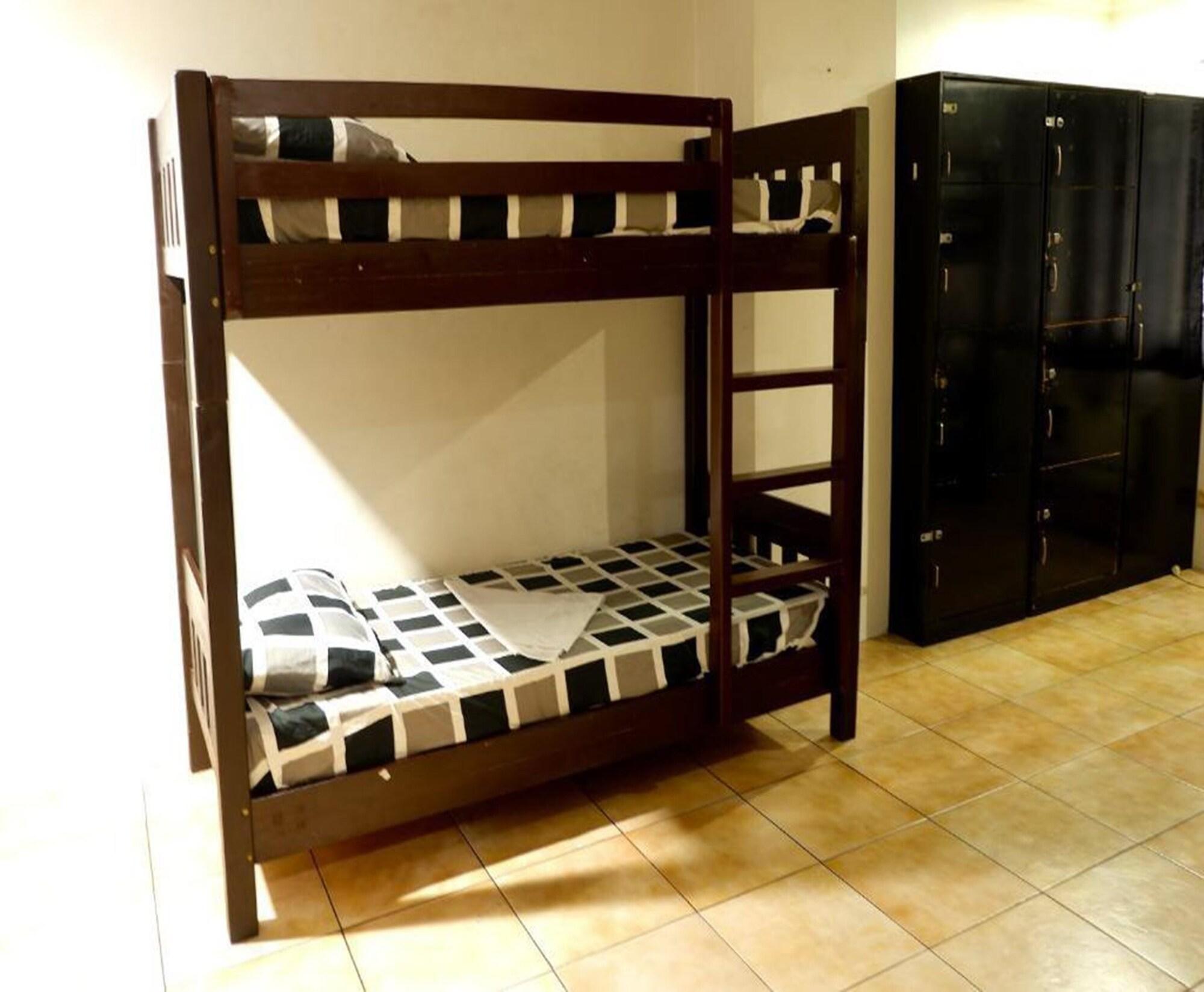 Makati Budget Hotel Makati City Esterno foto